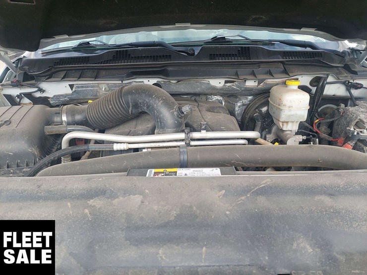 2016-ram-tradesman-image-15