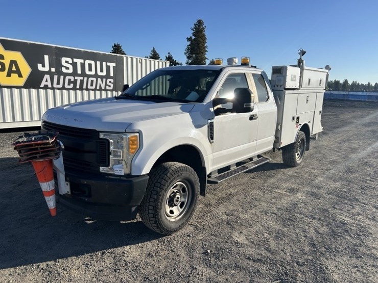 2017-ford-f350-image-1