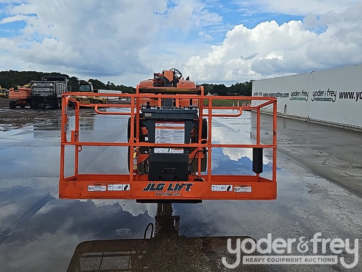 2018-jlg-660sj-image-12