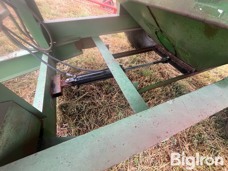 john-deere-1210a-image-12