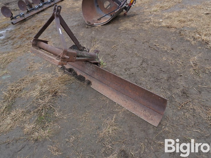 8'-3-pt-blade-image-1