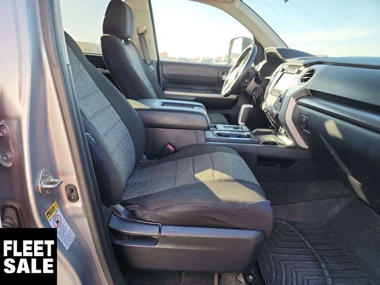 2017-toyota-tundra-image-18