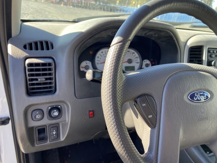 2006-ford-escape-xlt-image-18