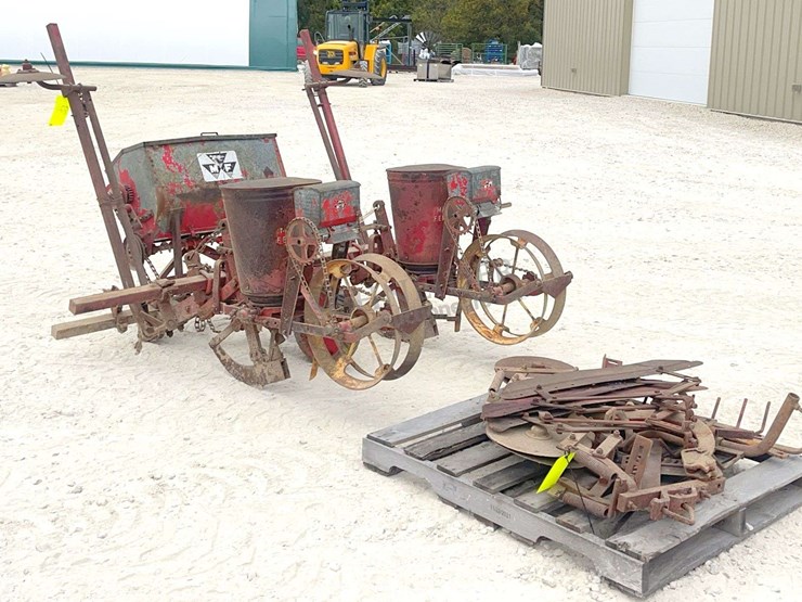 massey-ferguson-3-image-4