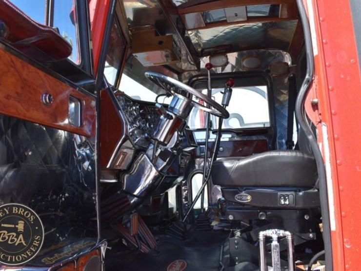 1990-peterbilt-379-image-61