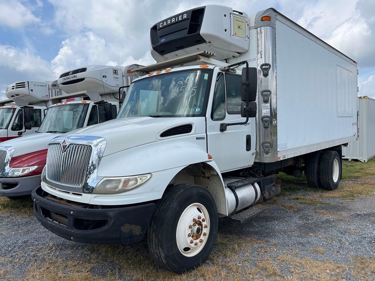 2011-international-durastar-s/a-refer-truck-image-1