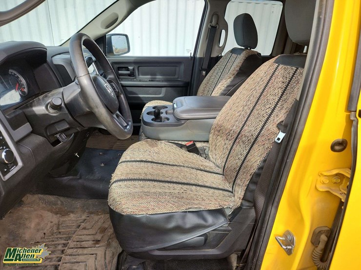 2019-ram-1500-classic-image-15