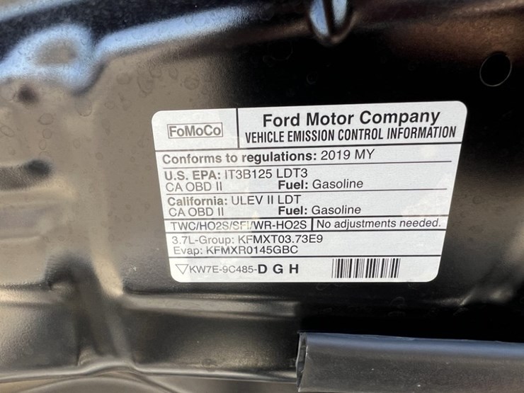 2019-ford-explorer-image-14