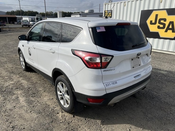 2017-ford-escape-image-6