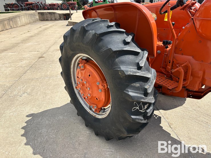 1960-allis-chalmers-d17-image-13