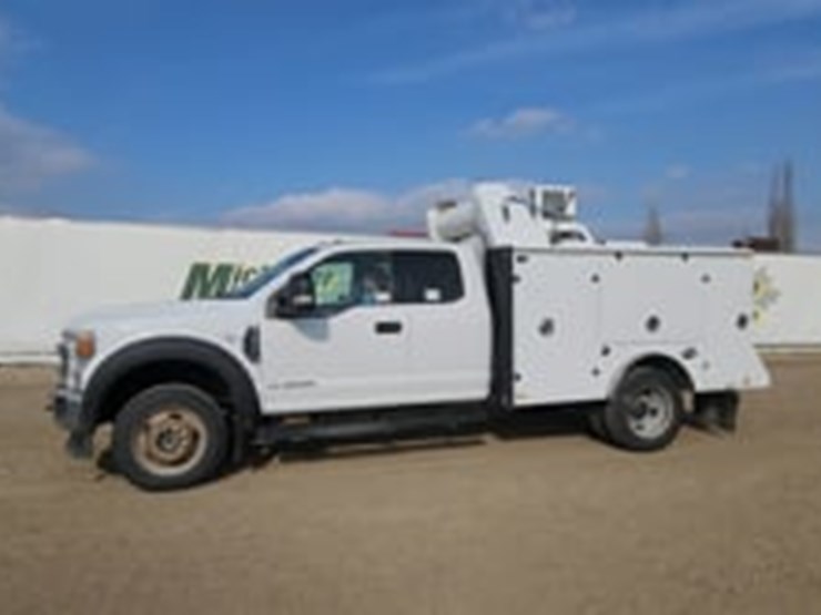 2020-ford-f550-image-5