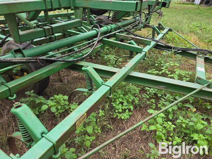 john-deere-1010-image-20