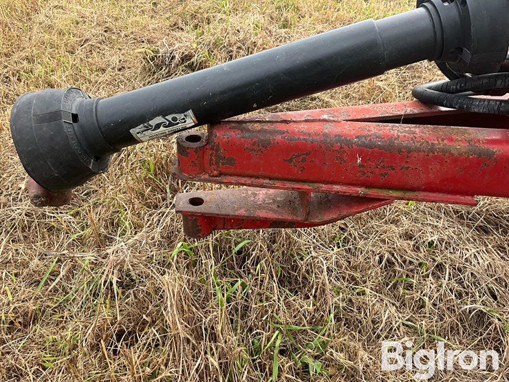 new-holland-1002-image-10