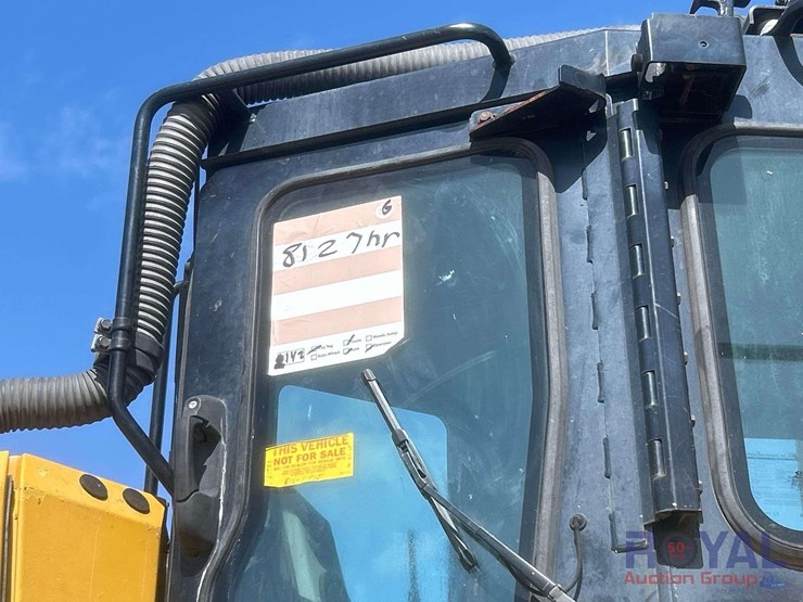 2017-caterpillar-d6t-lgp-image-17