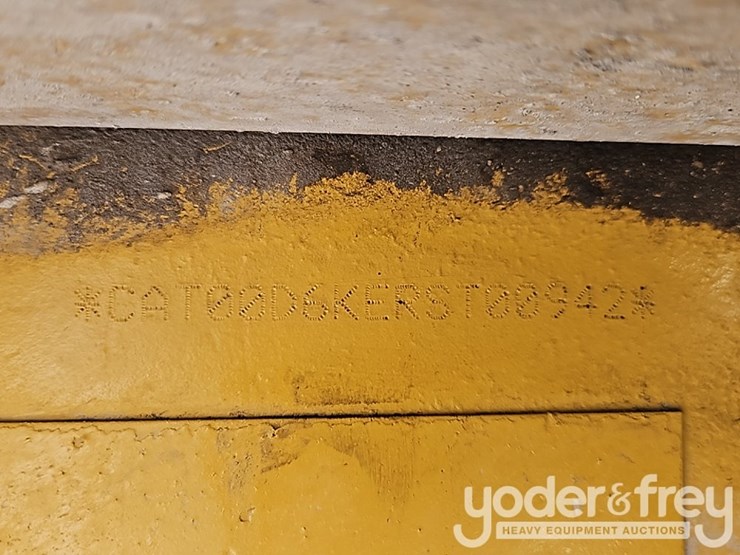 2014-caterpillar-d6k2-lgp-image-35