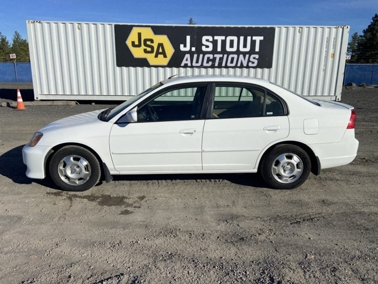 2003-honda-civic-hybrid-sedan-image-2