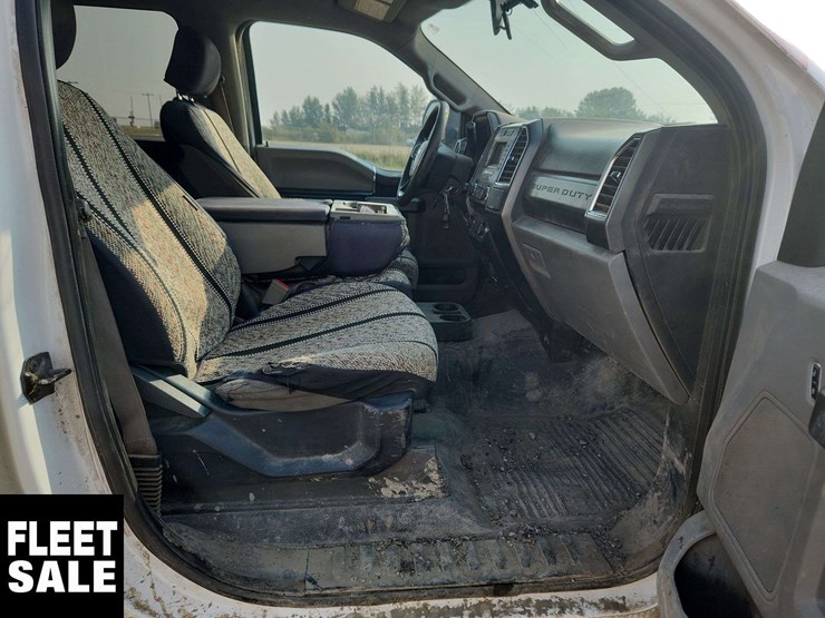 2018-ford-f350-image-16