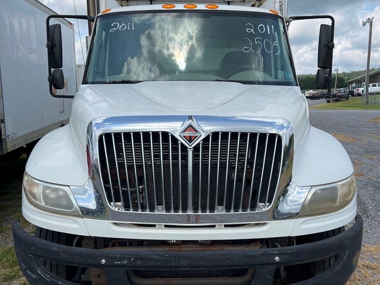 2011-international-durastar-s/a-refer-truck-image-2