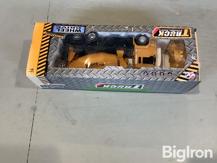 ao-hai-3825-remote-mixer-truck-toy-image-4