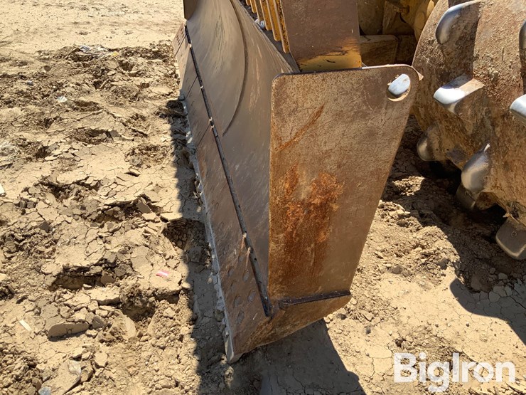 caterpillar-816b-image-18