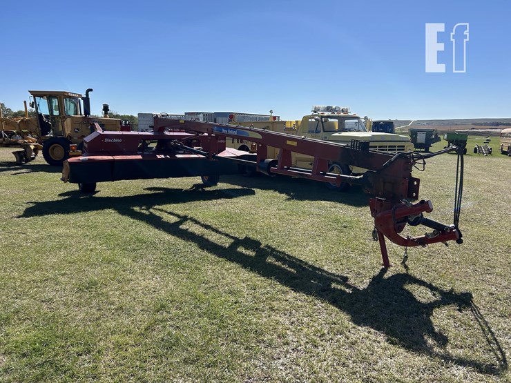 2014-new-holland-h7460-image-7