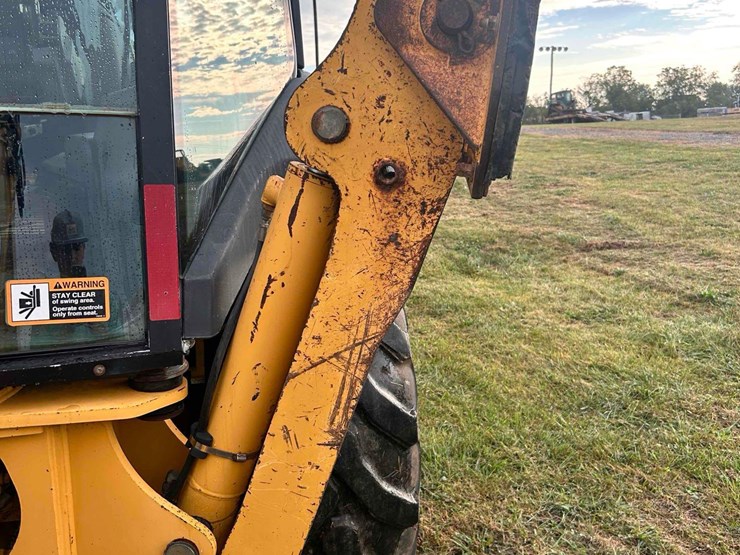 2003-deere-310sg-image-22