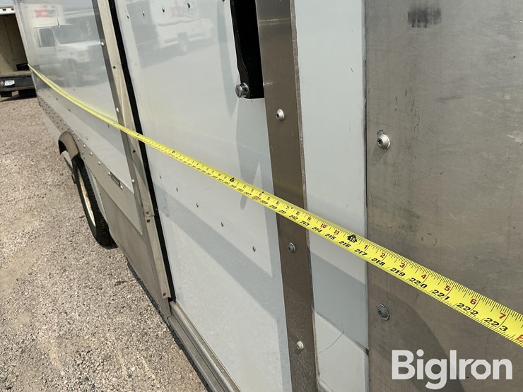2021-ford-e450-image-19