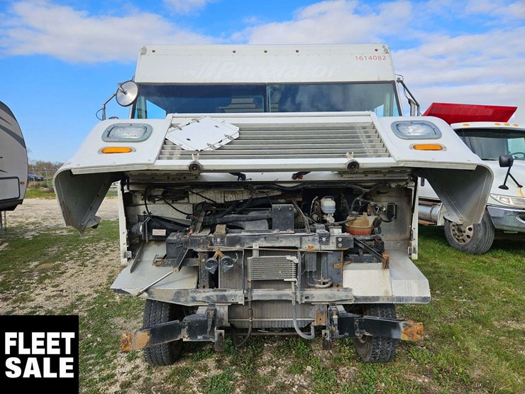 non-operable-2015-ford-e-series-s/a-step-van-image-14