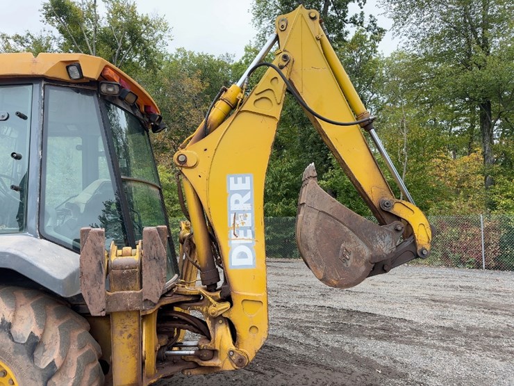 2001-deere-310g-image-17