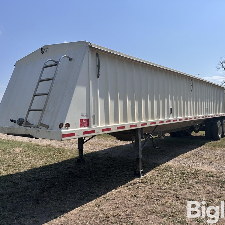 2010 NEVILLE TRAILER