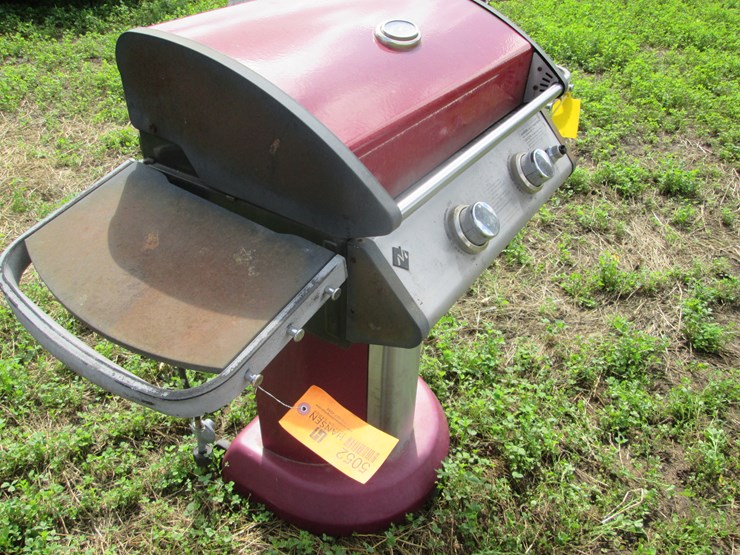 #5052-•-gas-grill-image-2