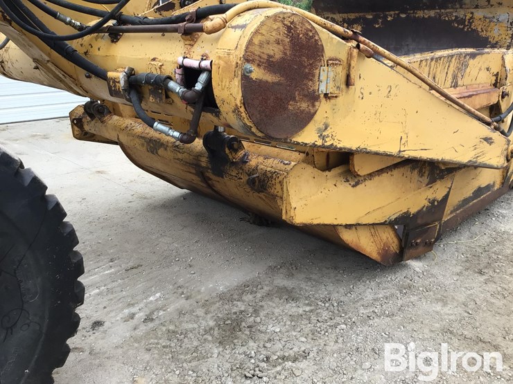 caterpillar-60-image-19