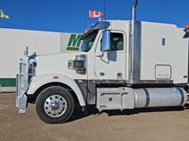 2014-freightliner-coronado-122-sd-image-20