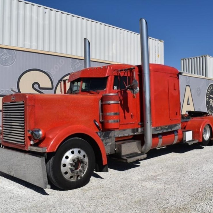 1990 PETERBILT 379