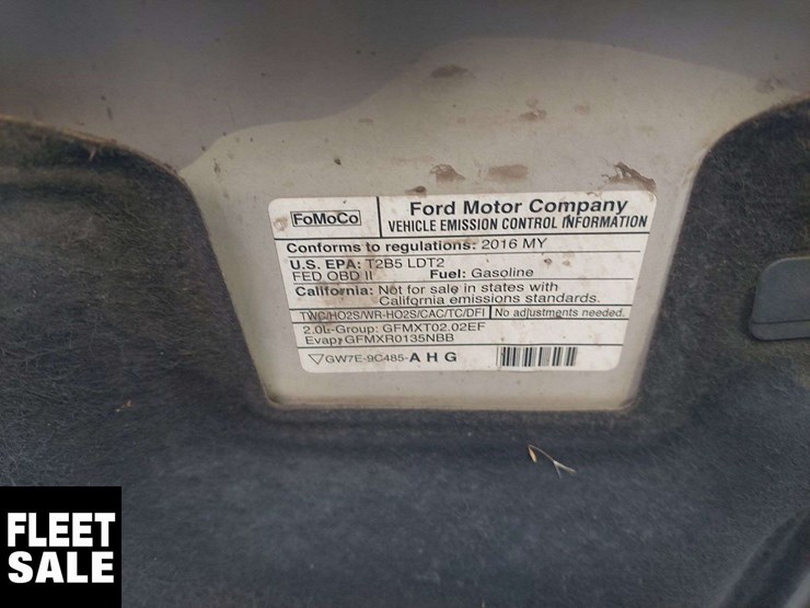 2016-ford-edge-image-18