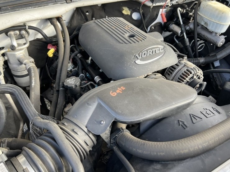 2006-chevrolet-silverado-3500-image-10