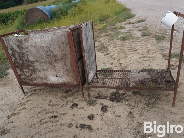 raised-calf-crates-image-8