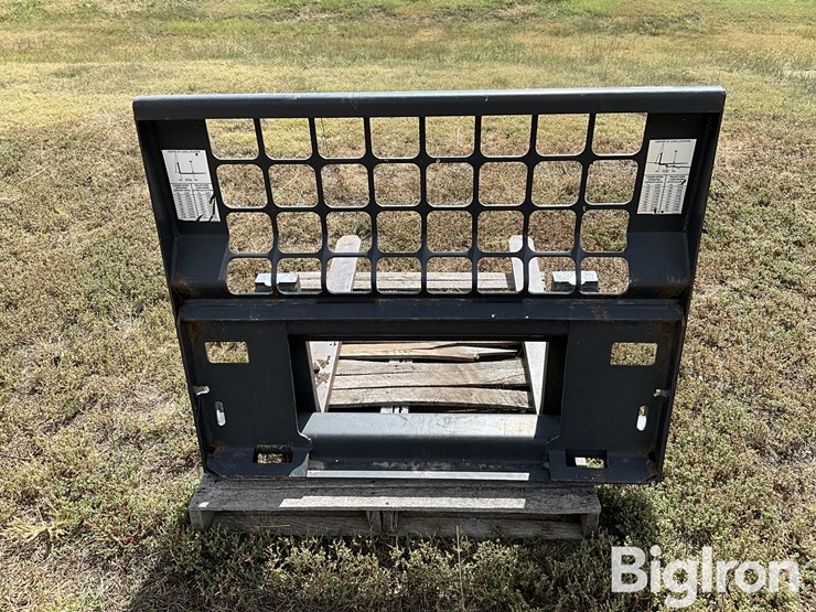 pallet-fork-skid-steer-attachment-image-6