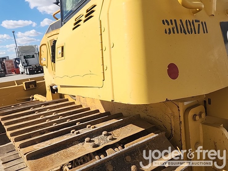 2011-caterpillar-d6k-lgp-image-14