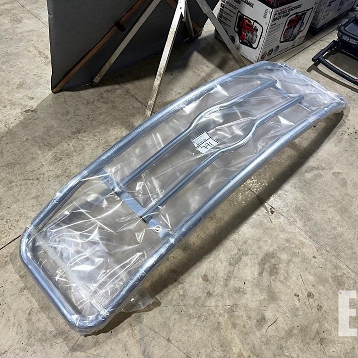 UNKNOWN CHROME GRILL GUARD