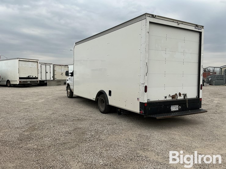 ford-e450-image-7