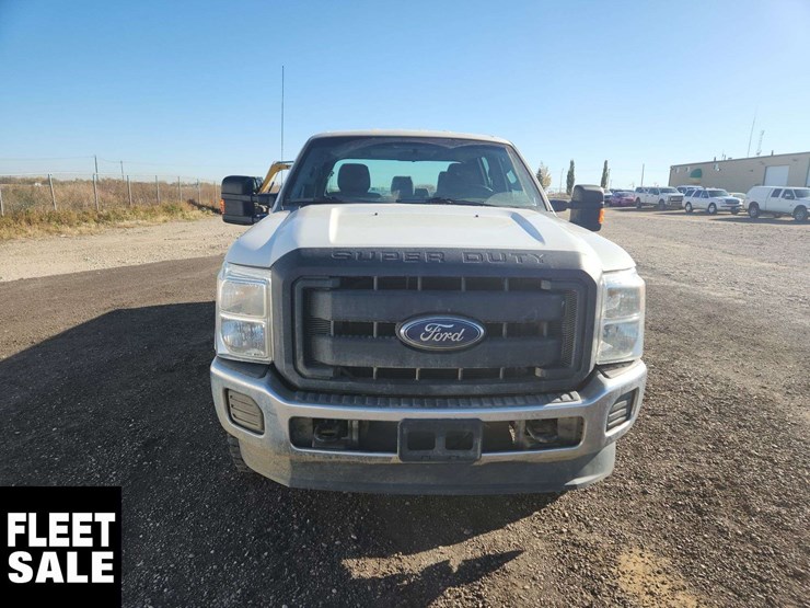 2014-ford-f350-image-24