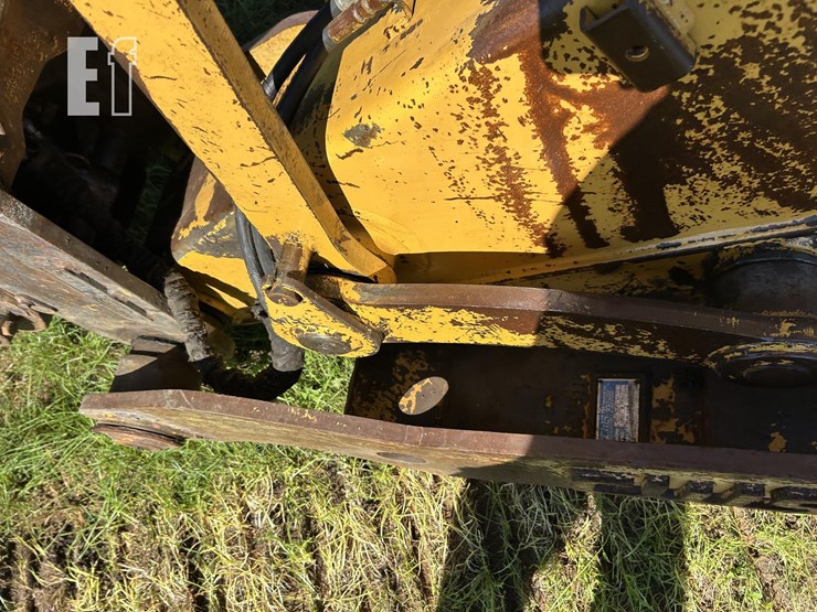 deere-200-lc-image-40