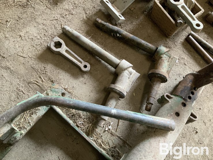 john-deere-3020-image-13