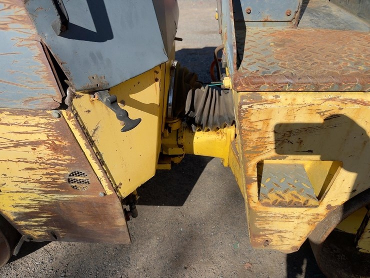 1997-bomag-bw100ad-3-image-13