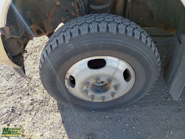 2017-ford-f350-image-18
