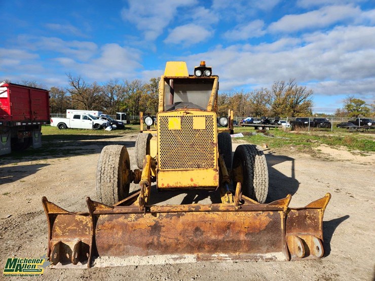 1988-timberjack-230a-image-13