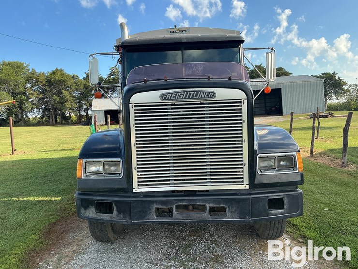 1989-freightliner-fld120-image-2