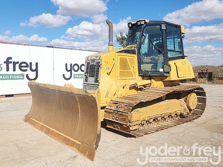 2011-caterpillar-d6k-lgp-image-1