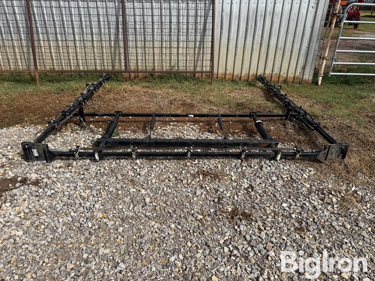 wylie-43’-sprayer-boom-assembly-image-2
